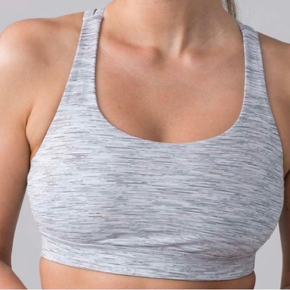 Lululemon Women's Energy Sports Bra